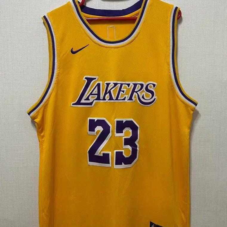 [BUNJANG] Nike Los Angeles Lakers LeBron James #23 Jersey (Size 50) / 나이키 LA 레이커스 23번 르브론 제임스 유니폼