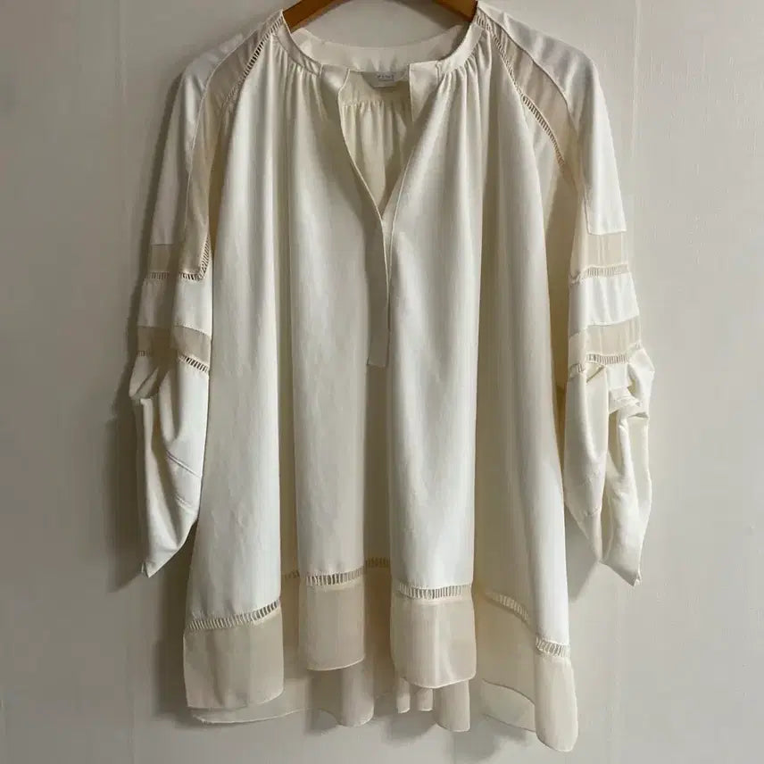 [BUNJANG] TIME by TIME Silk Color-Block Drape Blouse (Off-White) / 한섬 타임 실크배색 드레이프 블라우스(오프화이트)