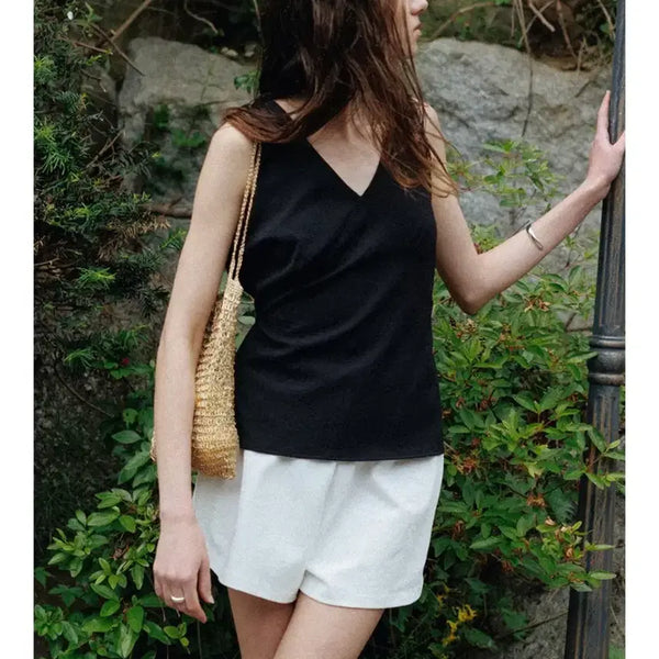[BUNJANG] The Lair V-Neck Sleeveless Top (Black) / 더라이 브이넥 슬리브리스(블랙)