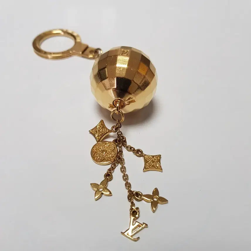 [BUNJANG] Louis Vuitton Monogram Flower Mirror Ball Bag Charm Keyring / 루이비통 미러볼 플뢰르 백참 키링