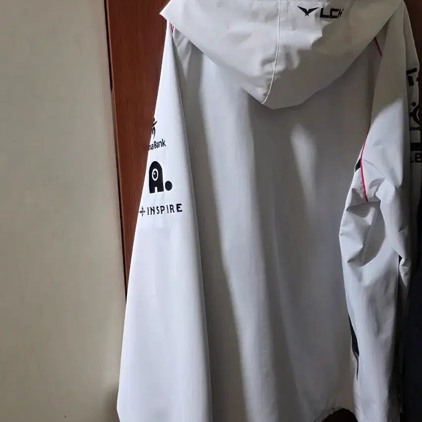 [BUNJANG] T1 2024 4-Star Worlds Jersey 2XL / 2024 T1  4성 월즈유니폼 팝니다.