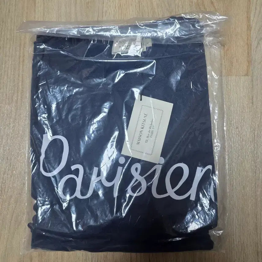 [BUNJANG] Maison Kitsuné Parisien Short Sleeve T-Shirt Navy (L) / 메종키츠네 파리지엥 반팔 티셔츠 새제품 L사이즈 네이비 판매합니다.