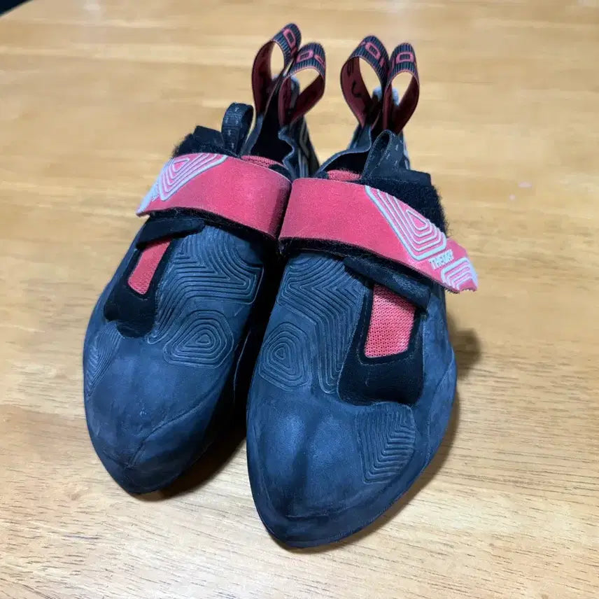 [BUNJANG] La Sportiva Theory Climbing Shoes (Size 35.5 / 230mm) / 라스포르티바 띠어리 암벽화 35.5(230)