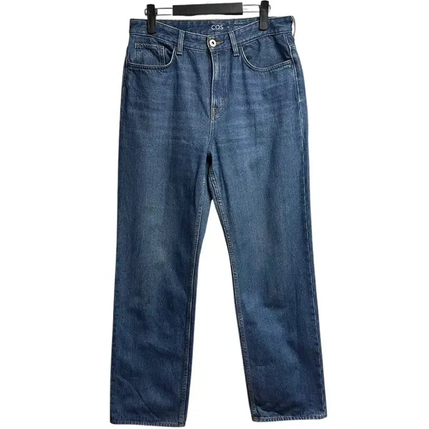 [BUNJANG] COS Loose Straight Fit Washed Denim Pants (Size 31) / 코스(COS) 루즈 스트레이트 핏 워싱 데님팬츠 31size