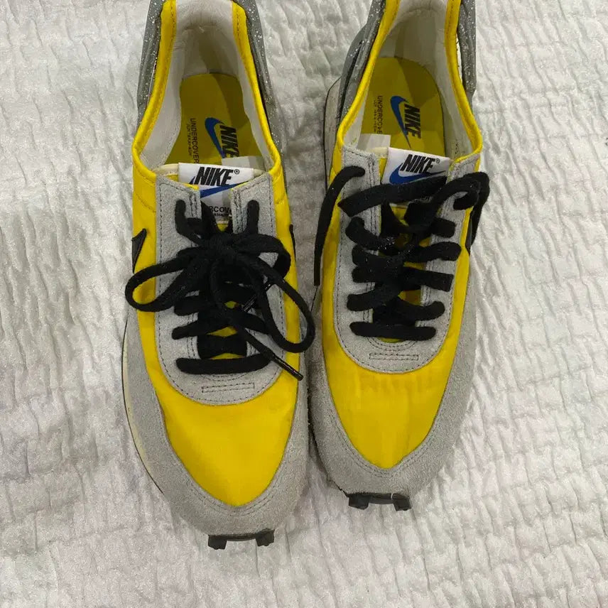 [BUNJANG] Nike x Undercover Daybreak Yellow US 6.5 / 나이키 x 언더커버 데이브레이크 옐로우 245