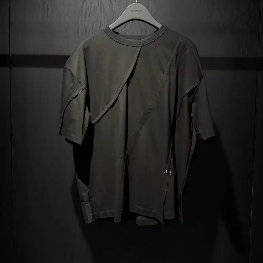 [BUNJANG] Songzio Glide T-Shirt / 송지오 글라이드 티셔츠