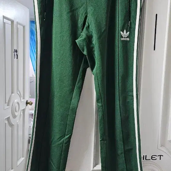 [BUNJANG] Adidas Three-Stripes Track Pants Green / 아디다스 삼선 트랙 팬츠 그린