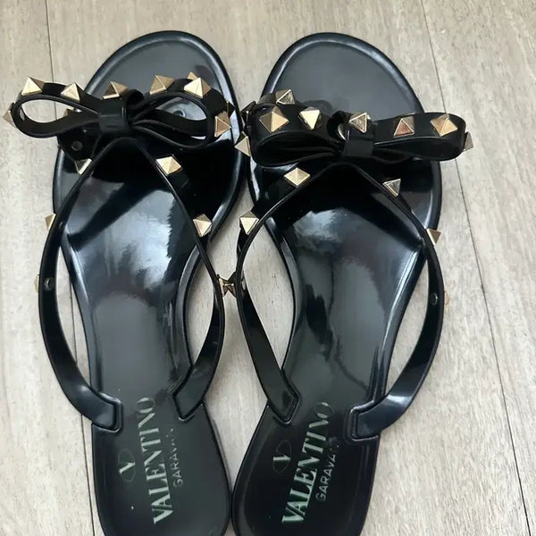[BUNJANG] Valentino Rockstud Jelly Flip-Flops Black / 발렌티노 락스터드 젤리 쪼리 블랙 락스터드 보우 디테일 플립플랍 36