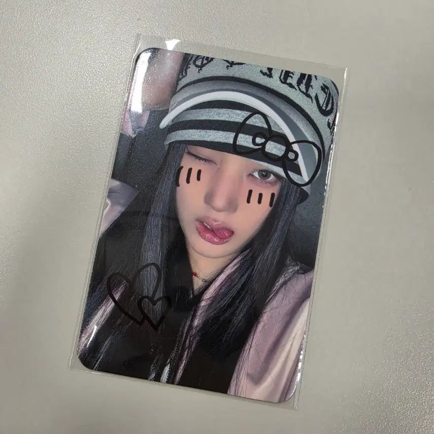 [BUNJANG] Keyveatz Yui Studio Signed Photocard / 키비츠 유이 공방 사인 포카
