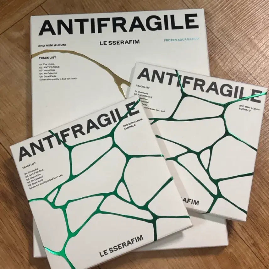 [BUNJANG] LE SSERAFIM ANTIFRAGILE Album Set Photocard Included / 르세라핌 ANTIFRAGILE 앨범 세트 풀구성 포카 포함