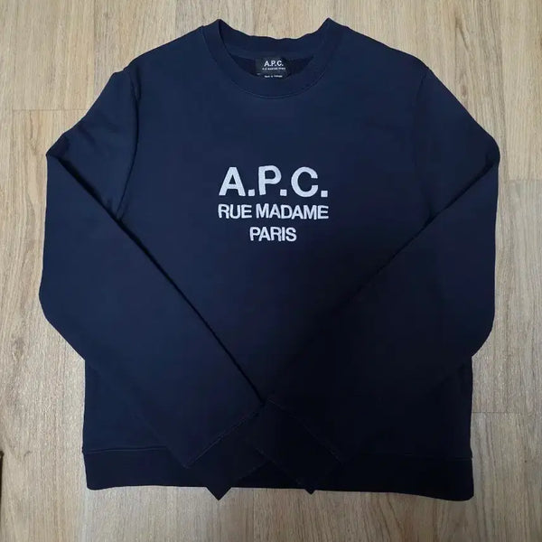 [BUNJANG] A.P.C. Embroidered Logo Sweatshirt / APC 맨투맨 판매합니다. A.P.C 아페쎄