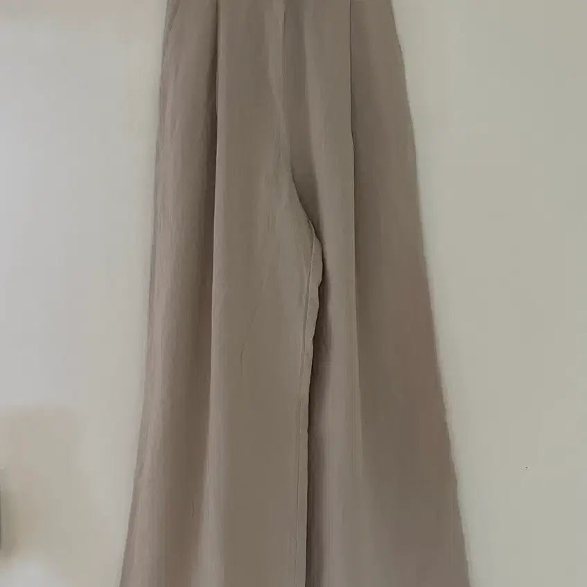 [BUNJANG] Modern Beige Wide Pin Tuck Pants / (새상품) 모던한 베이지 와이드 핀턱 바지