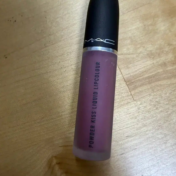 [BUNJANG] MAC Powder Kiss Liquid Lip Color 990 More The Merrier (Sealed) / (미개봉) 맥 파우더키스 리퀴드 립 컬러 990 모어더미어