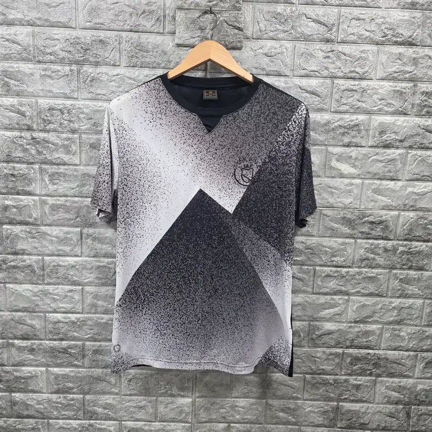 [BUNJANG] Rings Functional Spandex Short Sleeve T-Shirt Grey Size 100 / 링스 기능성 스판 반팔 티셔츠 그레이 사이즈 100