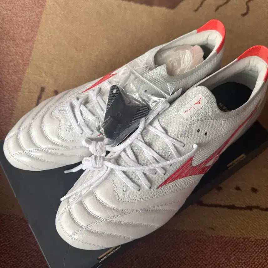 [BUNJANG] Soccer Cleats 285 / 축구화