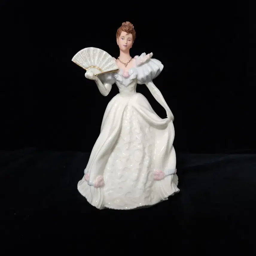 [BUNJANG] Lenox Beauty of the Ball Fashion Figurine / 레녹스 "Beauty of the Ball" 패션 피겨린