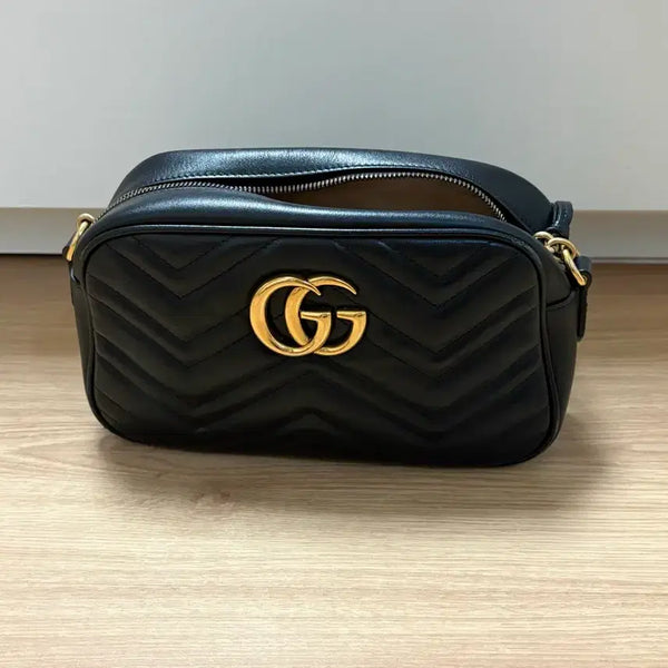 [BUNJANG] Gucci Marmont Matelassé Small Black Shoulder Bag / 구찌 마몬트 마틀라세 블랙 스몰사이즈