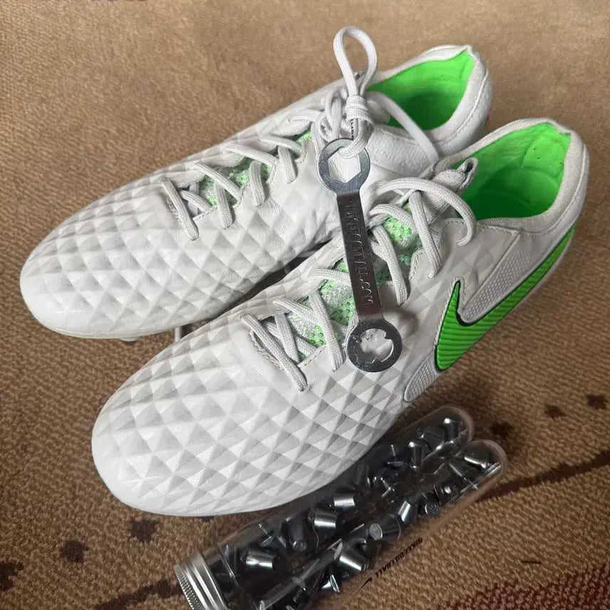 [BUNJANG] Soccer Cleats / 축구화