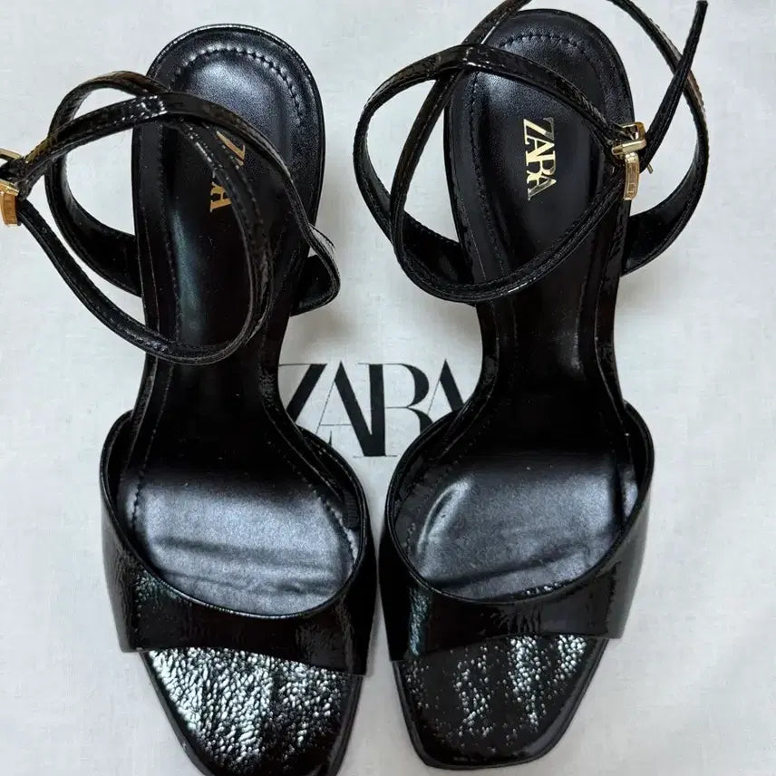 [BUNJANG] Zara Heeled Sandals / 자라 샌들힐
