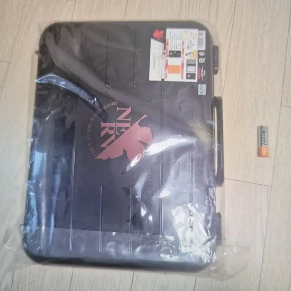 [BUNJANG] Evangelion Limited Edition Classic Stationery Trunk Case Goods / 세제품 고전 한정판) 에반게리온 문구 세트 트렁크 케이스 굿즈