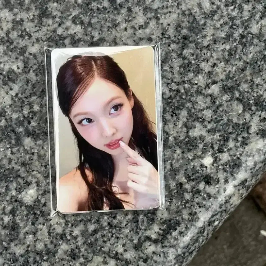 [BUNJANG] Twice Popup Photocard Set (9 pieces, Sealed) / 트와이스 팝업 포카 9장 세트 미개봉