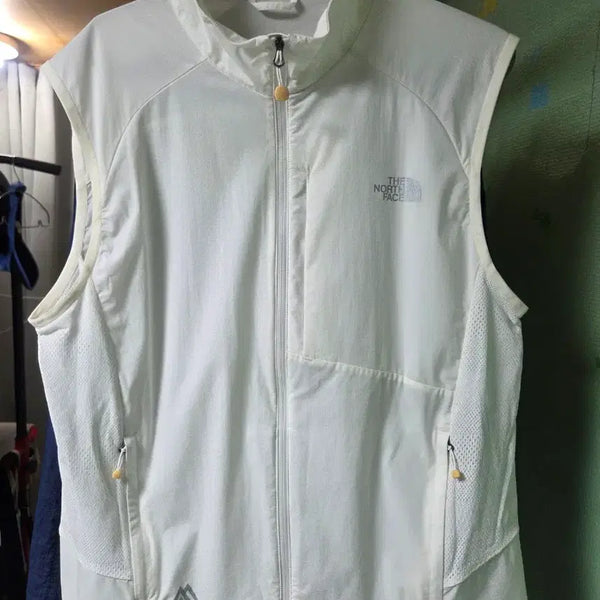 [BUNJANG] The North Face Lightweight Vest (Size 95-100) / 노스페이스 경량조끼 (95~100)