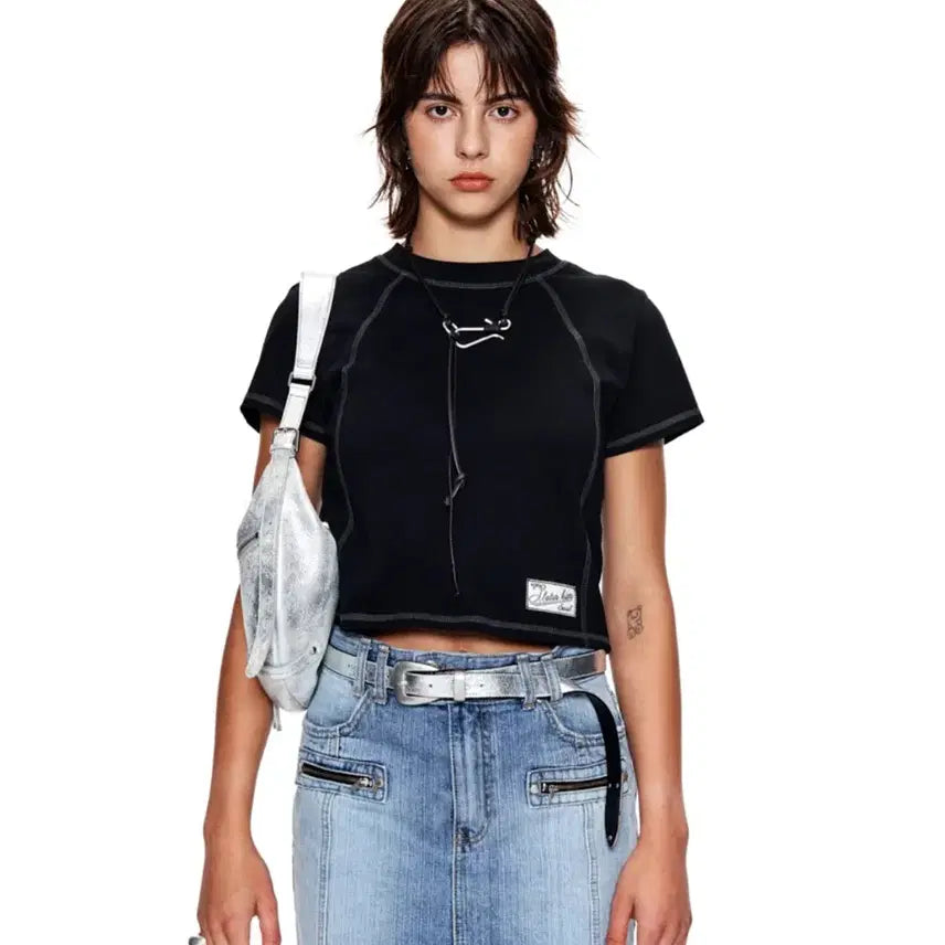 [BUNJANG] Matinkim Stitch Point Label Crop Top Black / 마뗑킴 STITCH POINT LABEL CROP TOP IN BLACK