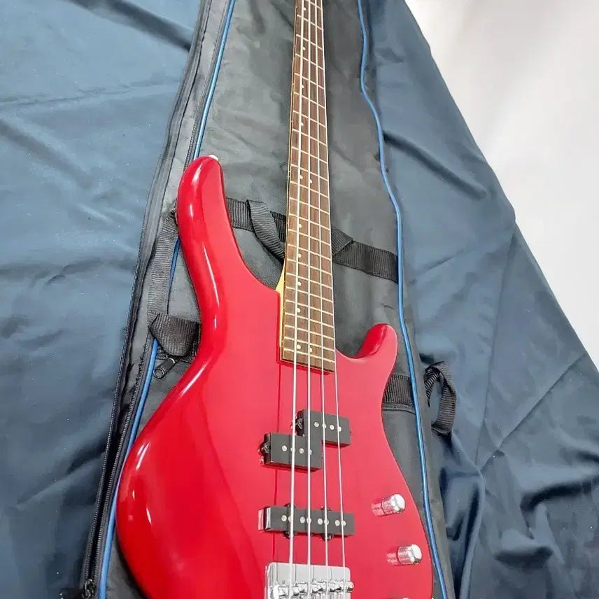 [BUNJANG] Colt Action P-J Bass Red Beginner/Practice Bass Guitar / 입문용 콜트 액션 p-j 베이스 레드