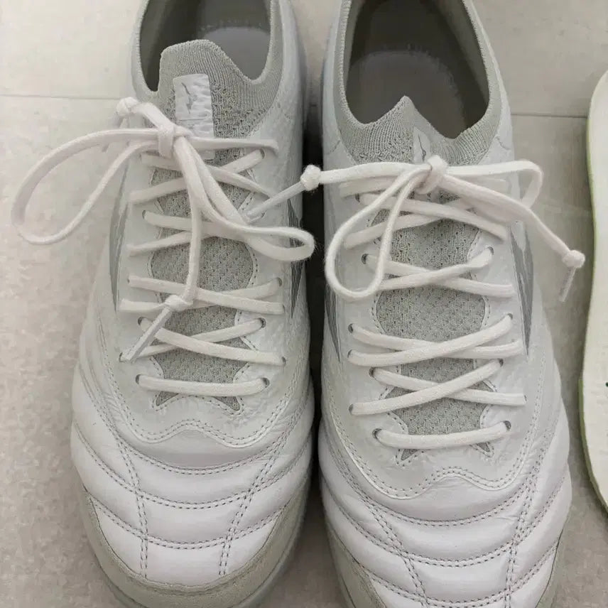 [BUNJANG] Mizuno Sala Beta Japan TF Soccer Cleats (255mm) / 풋살화 미즈노 살라 베타 재팬 tf 255 판매