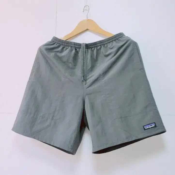 [BUNJANG] Patagonia Baggies 2-in-1 Posy Grey Woven Shorts Men's / 남성 파타고니아 배기스 투인원 포지 그레이 우븐 반바지 바지 트레이닝복