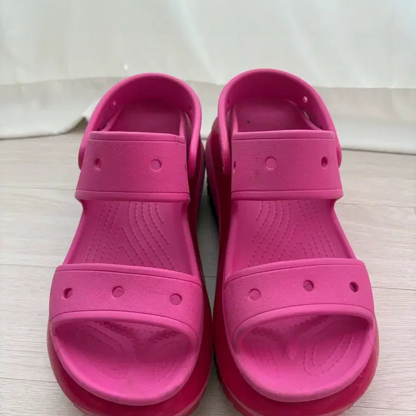 [BUNJANG] Crocs Sandals Size W9 (260mm) / 크록스 샌들 260 W9