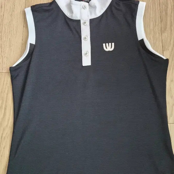 [BUNJANG] MIU GOLF Sleeveless Top / 미우골프나시