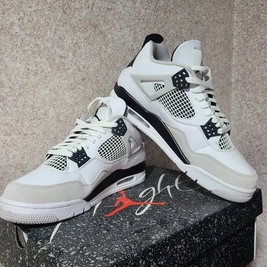 [BUNJANG] Jordan 4 Military Black / 조던4 밀리터리블랙 280 DH6927-111