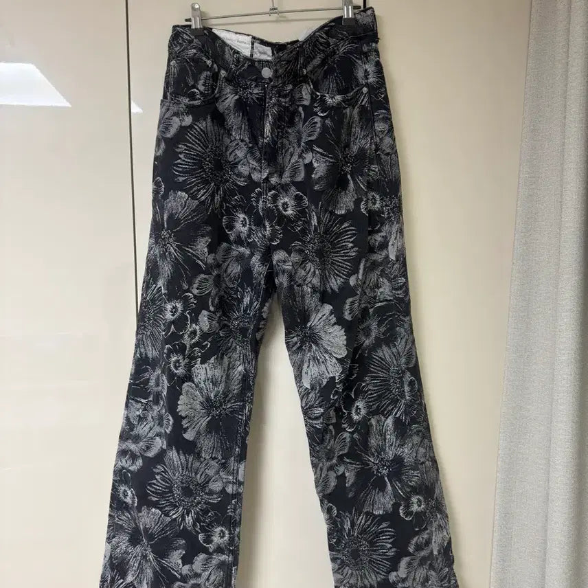 [BUNJANG] YOUTH Floral Pattern Denim Pants / [M] 유스 youth 플로랄 플라워 데님팬츠