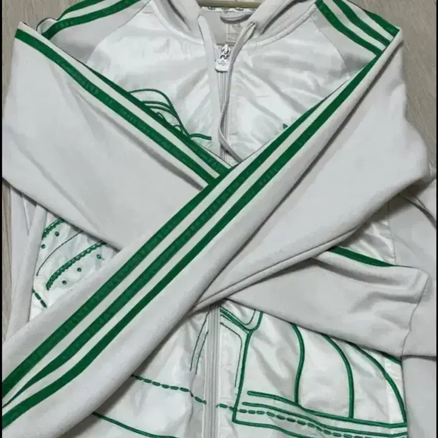 [BUNJANG] Adidas White and Green Track Top Jersey / 희귀템 최저가! 아디다스 흰초 져지 트랙탑