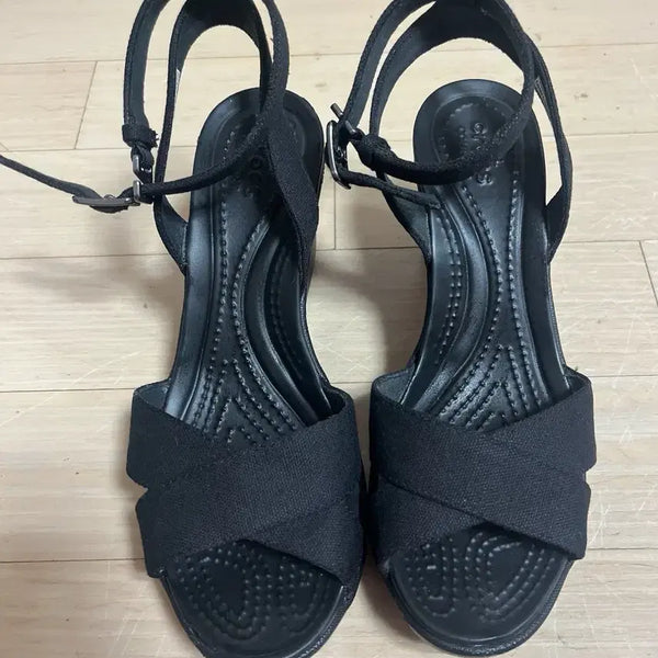 [BUNJANG] Crocs RayWedge 2 Ankle Strap Sandals / [W5/220] 크록스 레이웨지 2 앵클 스트랩 (1회착/반새상품급)