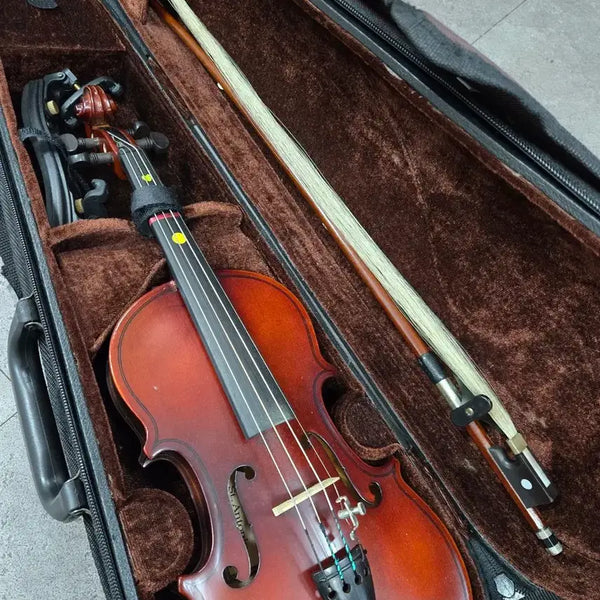 [BUNJANG] Violin Set with Bow and Case / 바이올린 악기 작은것 팝니다