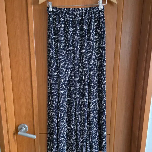 [BUNJANG] Pleated Floral Pattern Long Skirt / (새상품) 플리츠 꽃패턴 롱스커트