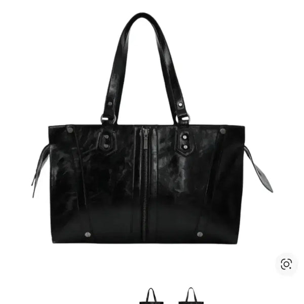 [BUNJANG] Bohemian Seoul Zipper Detail Shoulder Bag Vintage Black Glossy / 보헤미안서울 지퍼 디테일 숄더백 빈티지 블랙 유광