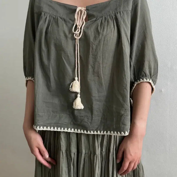 [BUNJANG] Khaki Tassel Trim Blouse / 카키 태슬 트림 블라우스