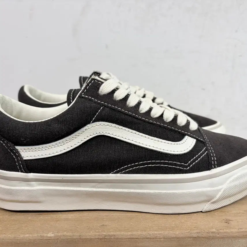 [BUNJANG] Vans Sneakers Size 250 / 반스 스니커즈 250