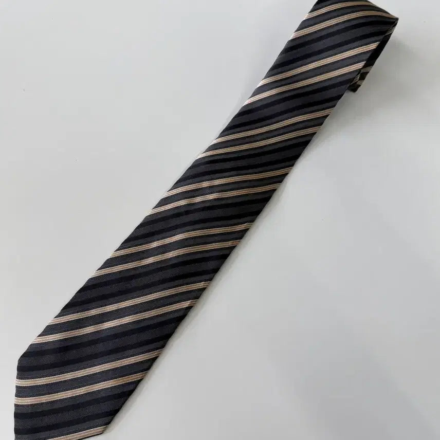 [BUNJANG] Hugo Boss 8cm Silk Necktie / 휴고보스 실크 넥타이 8cm