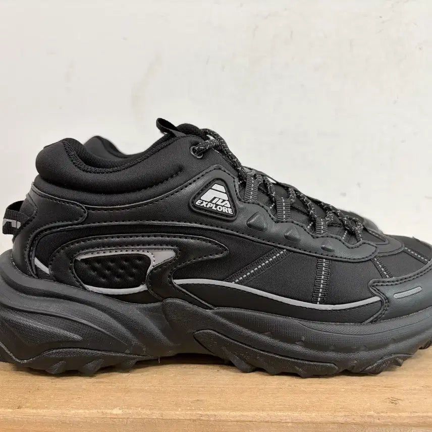 [BUNJANG] Fila Men's Sneakers Size 270 / 휠라 남성 운동화 270