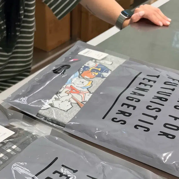 [BUNJANG] Human Made L Size Sealed T-Shirt / 휴먼메이드 L 미개봉