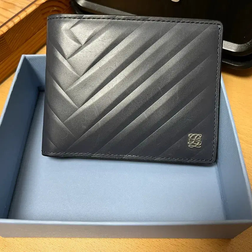 [BUNJANG] Louis Quatorze Quilting Bifold Wallet / 루이까또즈 반지갑
