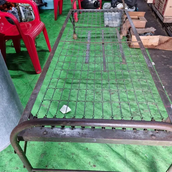 [BUNJANG] Vintage Military Field Bed / 빈티지 근대사 야전 침대 입니다