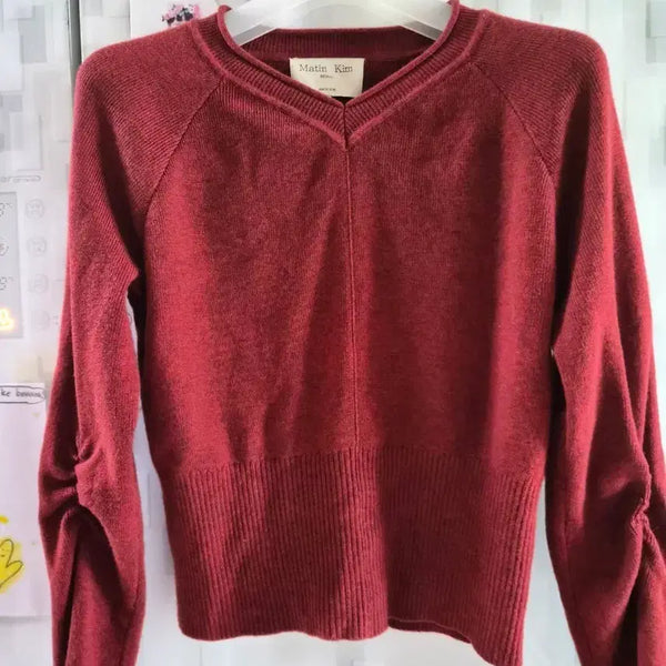 [BUNJANG] Matinkim V-Neck Crop Knit Wine / 마뗑킴 브이넥 크롭니트 와인