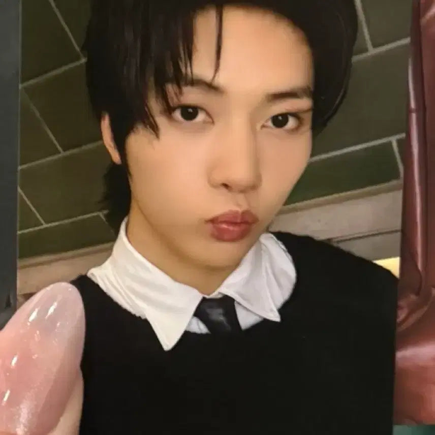 [BUNJANG] ZEROBASEONE Sung Hanbin Studio 1st Week Photocard / 제로베이스원 석매튜 매튜 공방 1주차 포카 양도