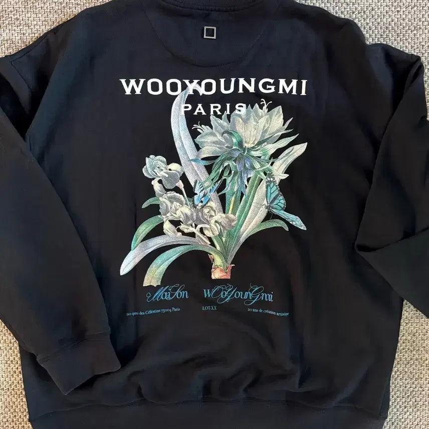 [BUNJANG] Wooyoungmi 23SS Flower Print Sweatshirt Black / 우영미 플라워 맨투맨 프린트 스웨트셔츠 블랙 - 23SS