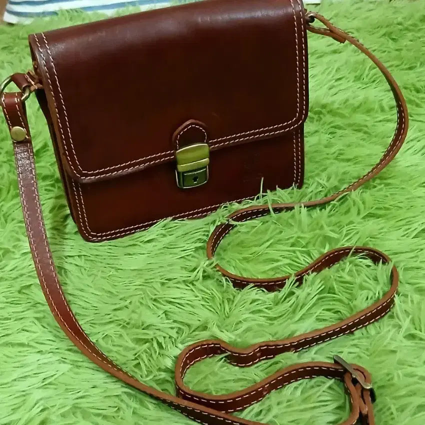 [BUNJANG] Florence Made Genuine Leather Shoulder Bag / 이태리 피렌체에서 제작된 통가죽 숄더백